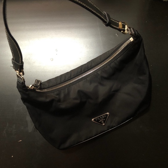 SOLD!! Vintage Prada Tessuto Sirio Handbag - Picture 2 of 8